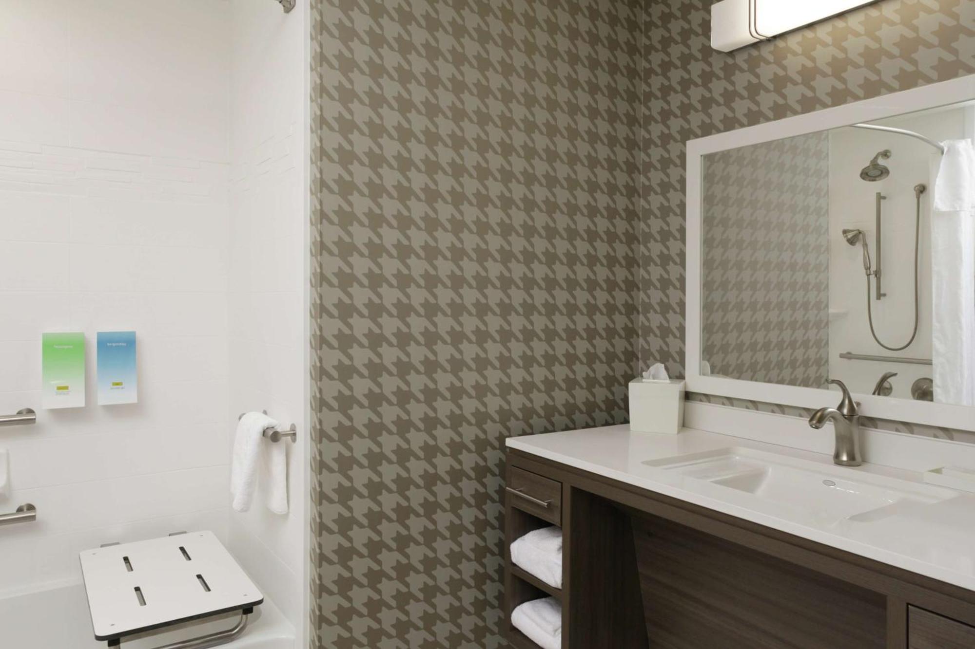 Home2 Suites By Hilton Fort Collins Dış mekan fotoğraf